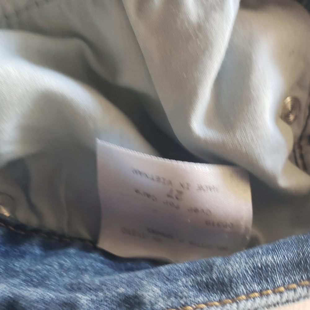 Jeans - Picture 3 of 4